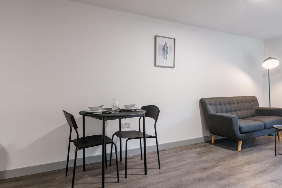 Modern 1 Bed Apartment In Liverpool Centre Exteriör bild