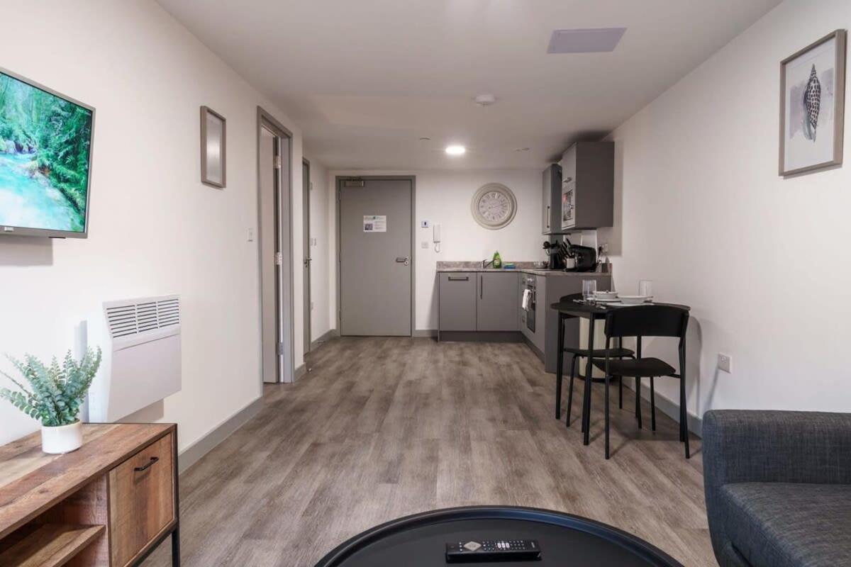 Modern 1 Bed Apartment In Liverpool Centre Exteriör bild
